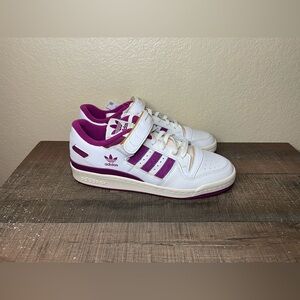 Adidas Originals Forum 84 Low “Power Berry”
- Size 9.5 Men.